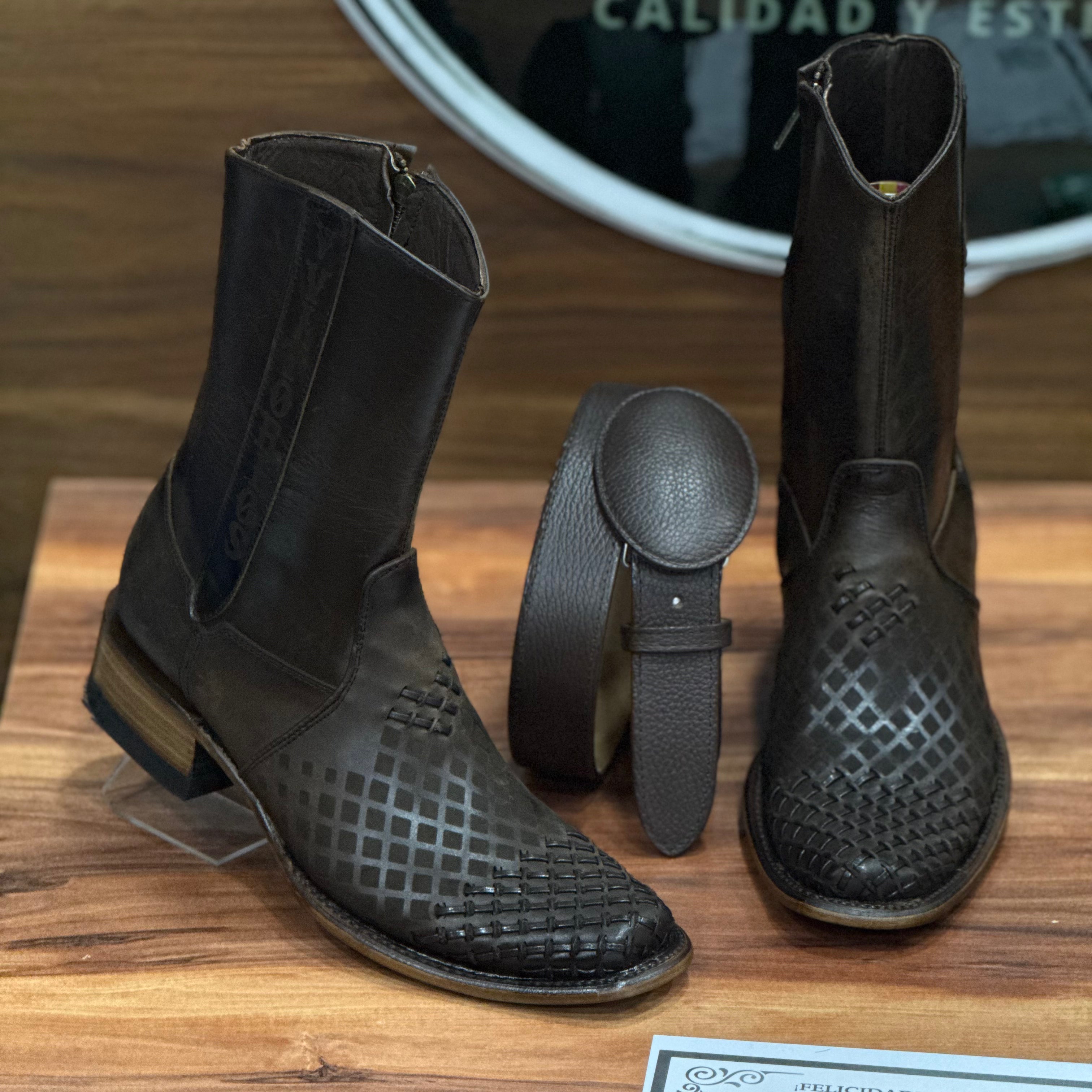 Máximo Petatillo y láser café