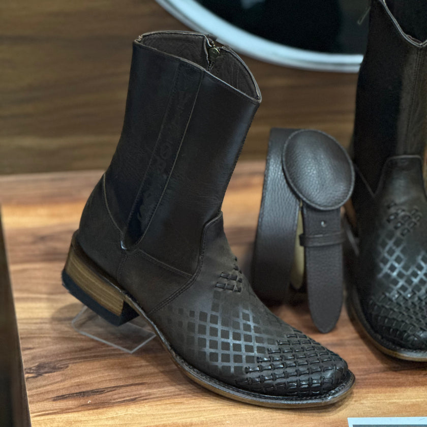 Máximo Petatillo y láser café